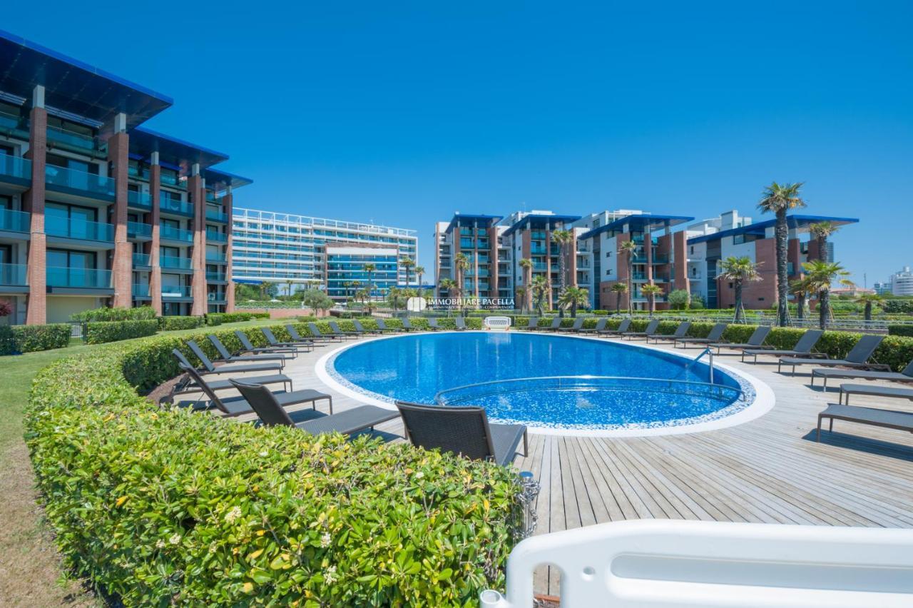 Residence Frontemar Immobiliare Pacella Лидо ди Йезоло Екстериор снимка
